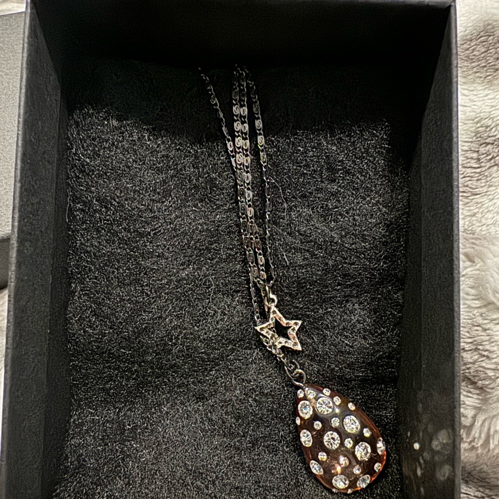 Betsey Johnson Amber-colored Lucite Teardrop shaped Necklace